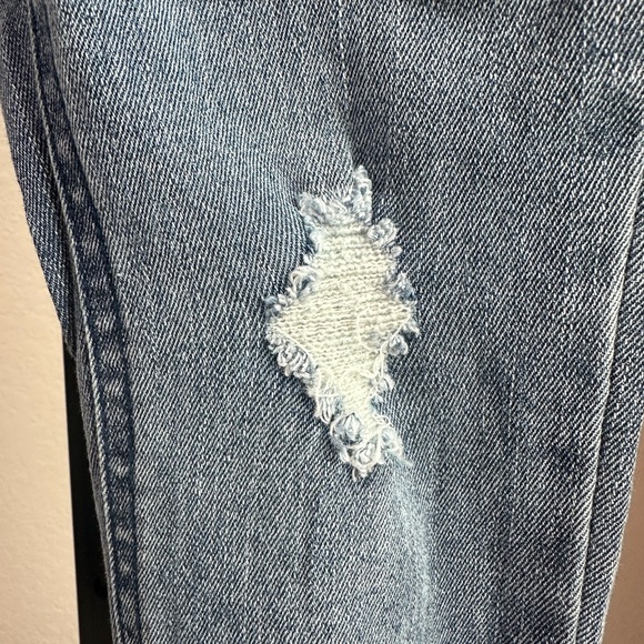 Dear Juniper Girls Skinny Jeans size 6 NWT! Roll cuff, distressed knees. - Picture 2 of 7